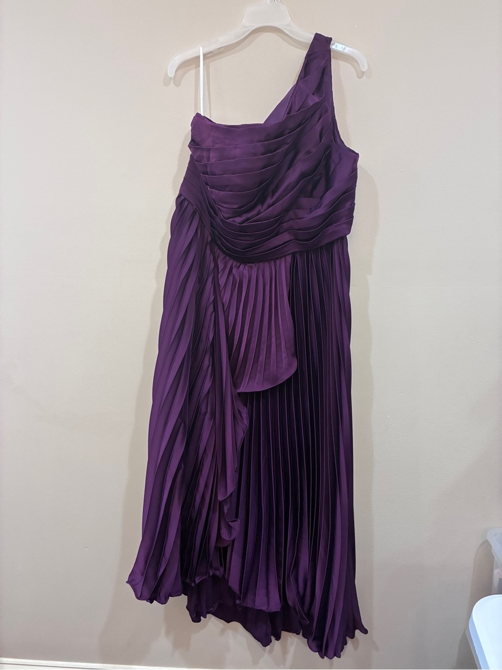 One-Shoulder Pleated Purple Evening Dress